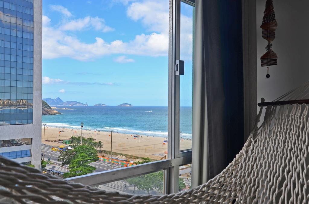 Copacabana Beach 48 *